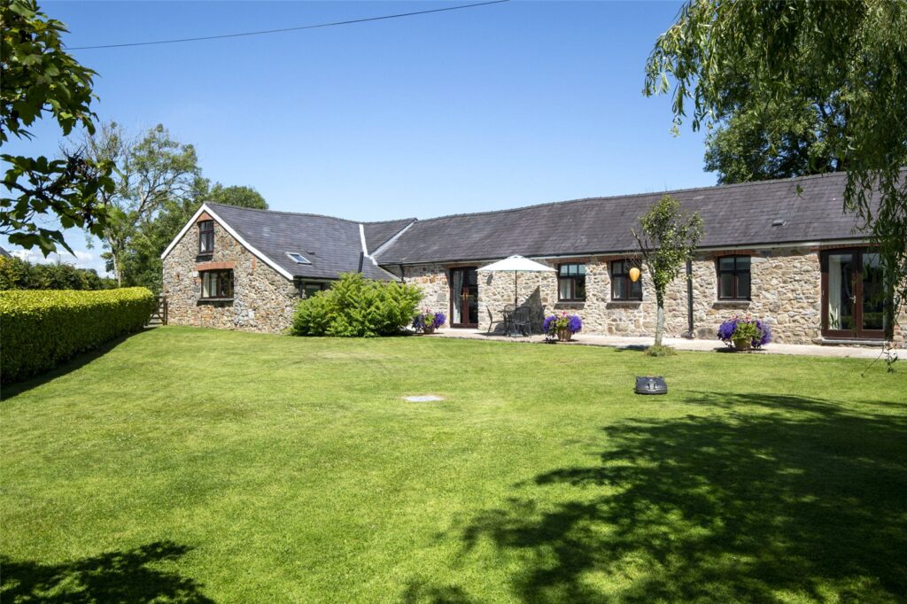 Harrolds Farm, Jeffreyston, Kilgetty, Pembrokeshire, SA68 0RT