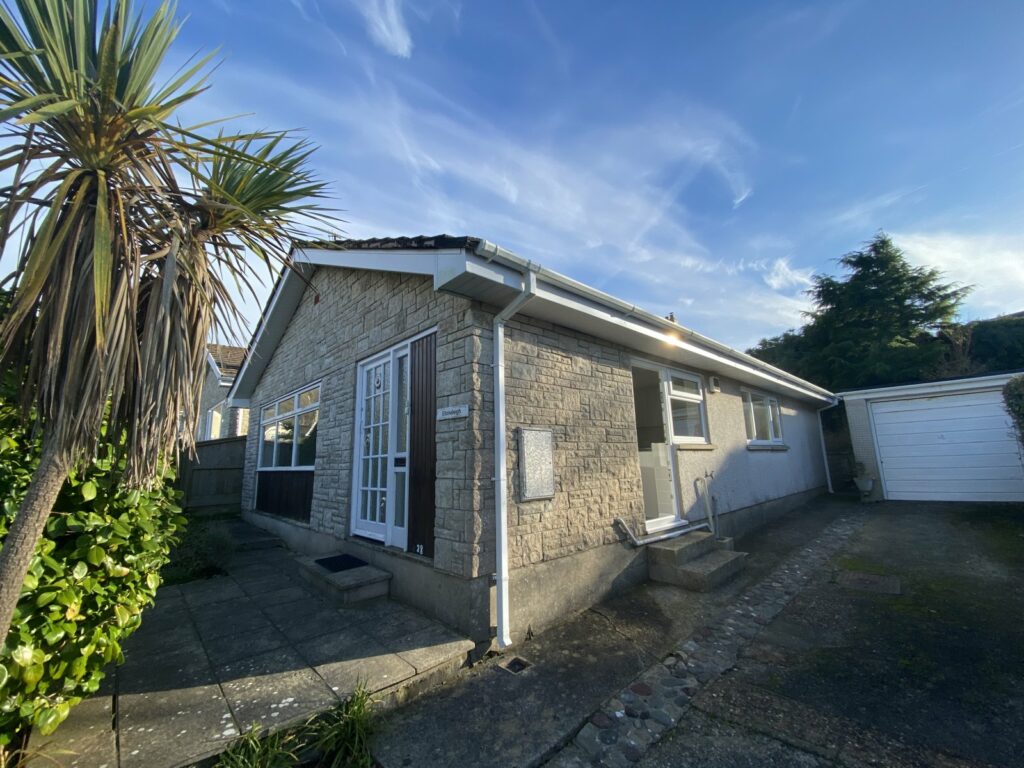 Warlows Meadow, Manorbier, Tenby, Pembrokeshire, SA70 7TG