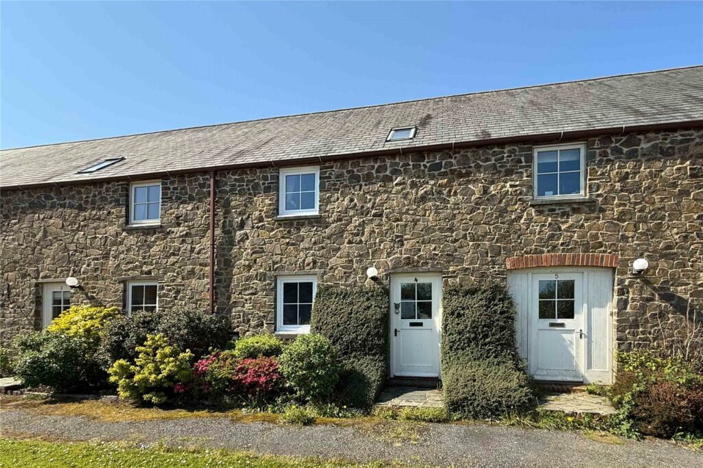 Court Meadow, Letterston, Haverfordwest, Pembrokeshire, SA62 5SZ