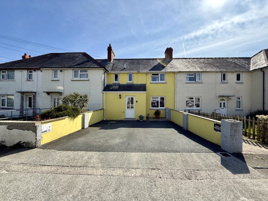 Portfield Avenue, Haverfordwest, Pembrokeshire, SA61 1EG