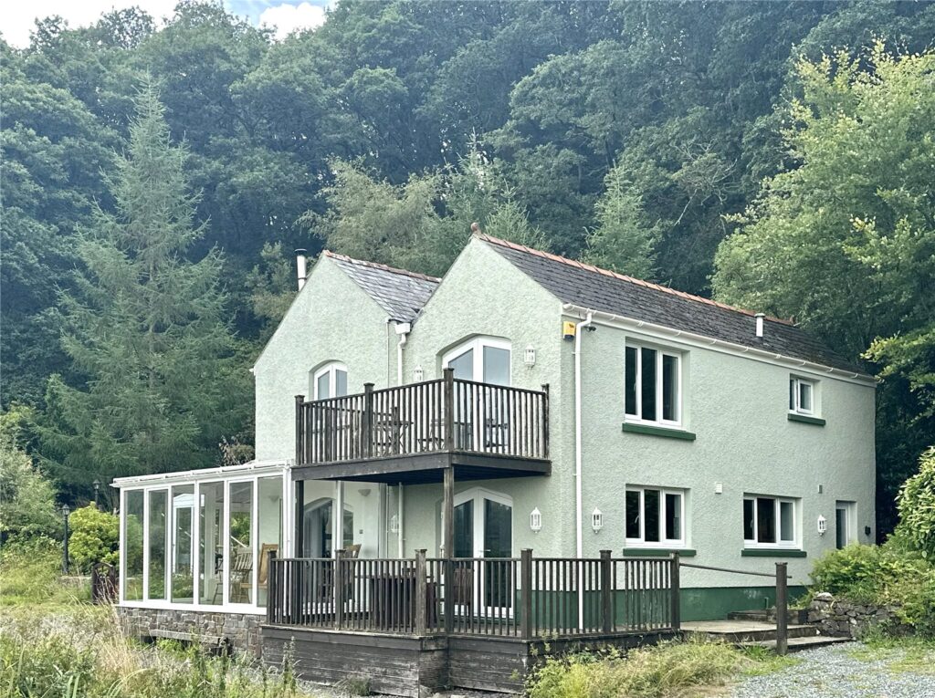 Lower Freystrop, Haverfordwest, Pembrokeshire, SA62 4ET