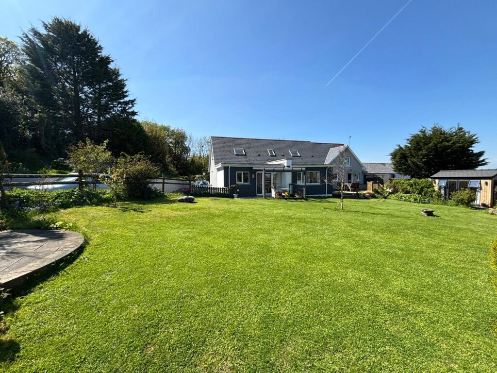Targate Hill, Freystrop, Haverfordwest, Pembrokeshire, SA62 4EY
