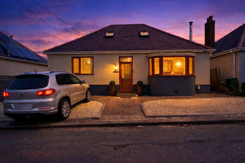 Priory Lodge Drive, Milford Haven, Pembrokeshire, SA73 2BH