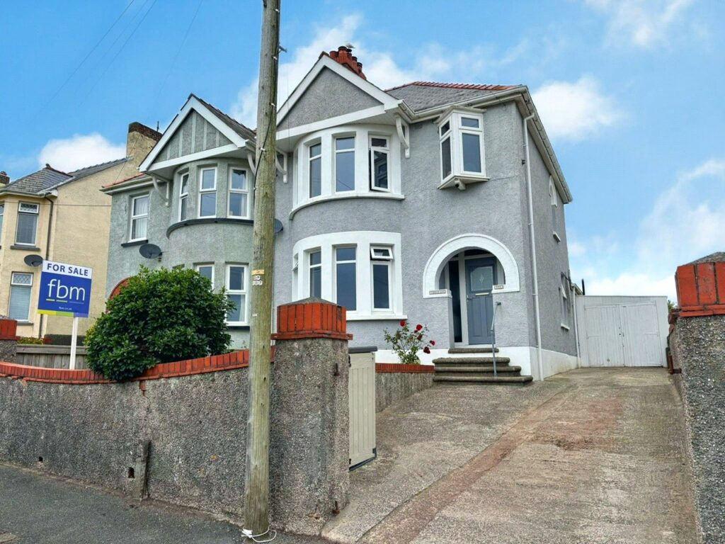Pill Lane, Milford Haven, Pembrokeshire, SA73 2LD