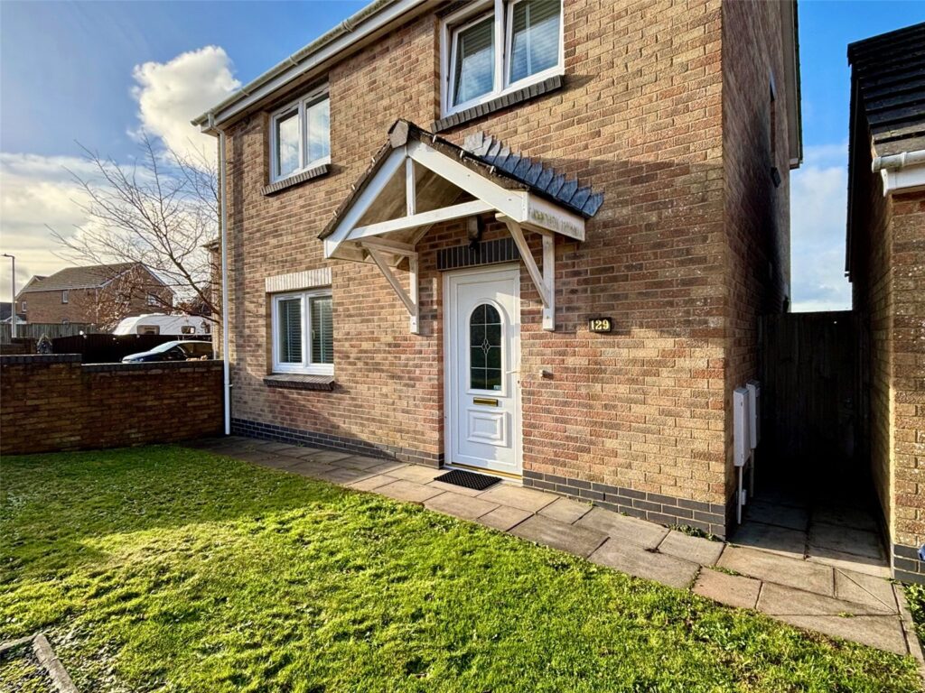 Skomer Drive, Milford Haven, Pembrokeshire, SA73 2RP