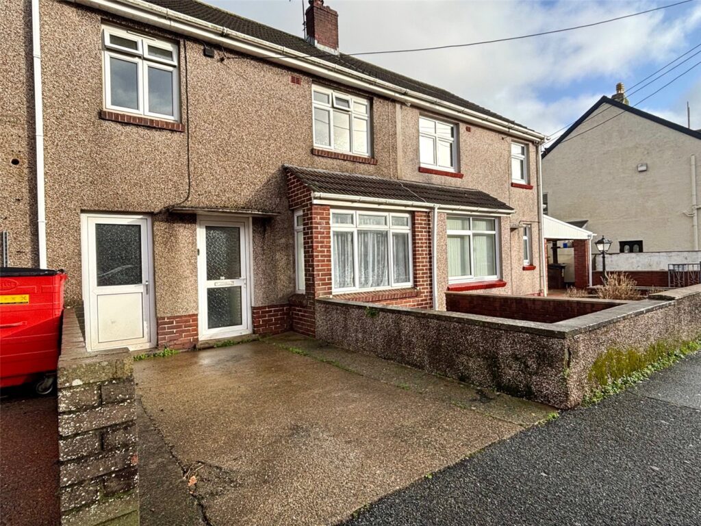 Marble Hall Road, Milford Haven, Pembrokeshire, SA73 2PD