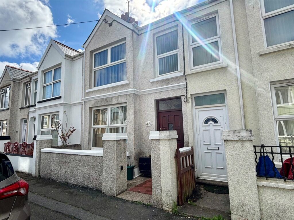 Shakespeare Avenue, Milford Haven, Pembrokeshire, SA73 2JJ