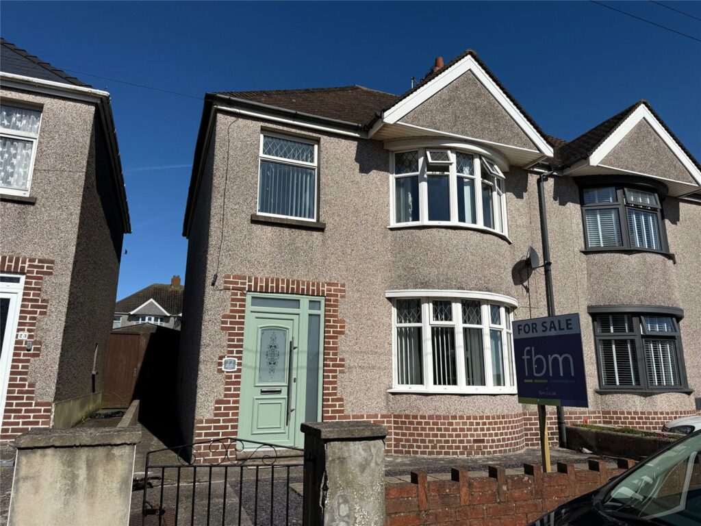 Eastleigh Drive, Milford Haven, Pembrokeshire, SA73 2LY