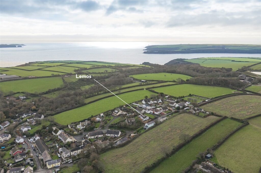 Trewarren Road, St. Ishmaels, Haverfordwest, Pembrokeshire, SA62 3SY