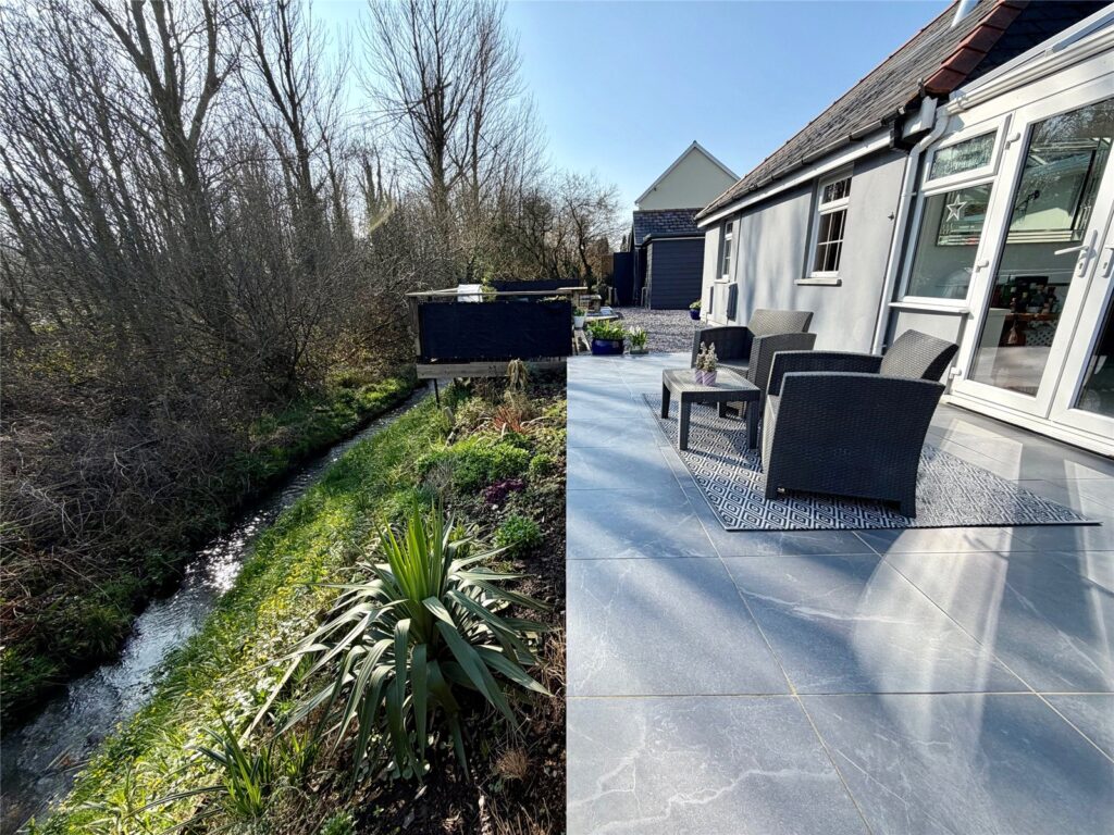 Brookside Avenue, Johnston, Haverfordwest, Sir Benfro, SA62 3PQ