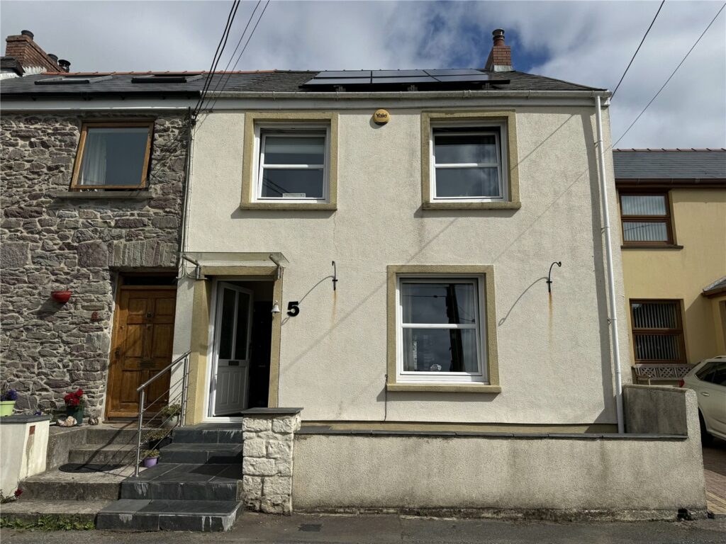 Leonardston Road, Llanstadwell, SA73 1EP