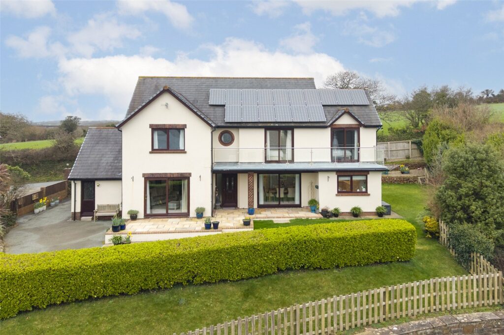 Barnlake Point, Burton, Milford Haven, Pembrokeshire, SA73 1PF