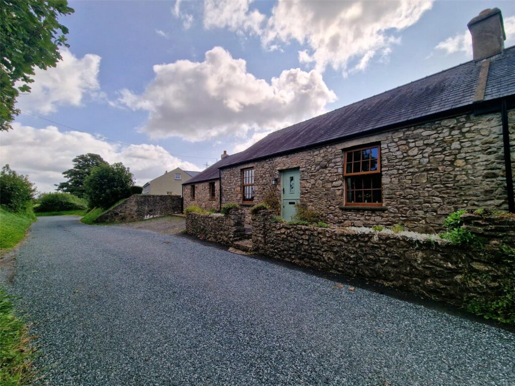 Upper Nash, Lamphey, Pembroke, Pembrokeshire, SA71 5PQ