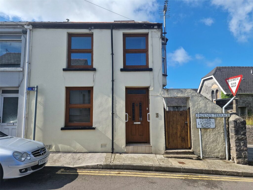 Froynes Terrace, Pembroke, Pembrokeshire, SA71 4AA