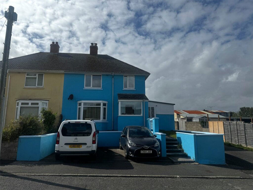 Oak Road, Pennar, Pembroke Dock, Pembrokeshire, SA72 6SP