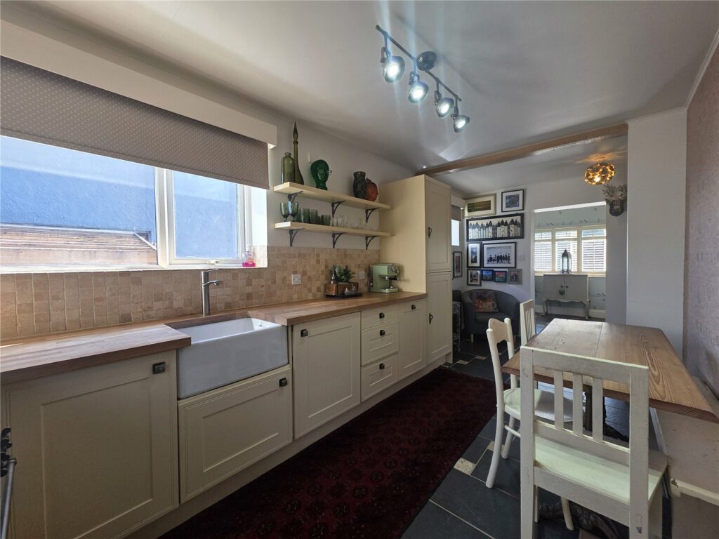 Greenhill Road, Pennar, Pembroke Dock, Pembrokeshire, SA72 6RP