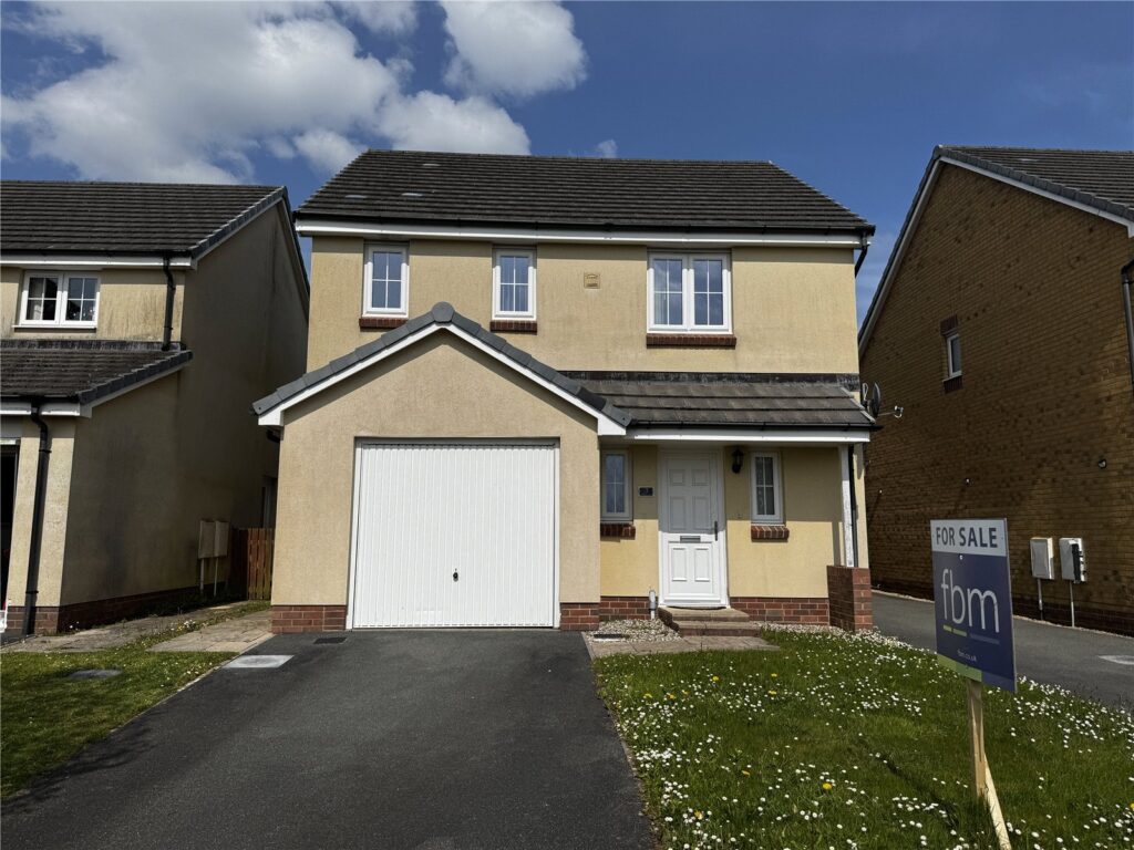 Rose Close, Pembroke, Pembrokeshire, SA71 4TR