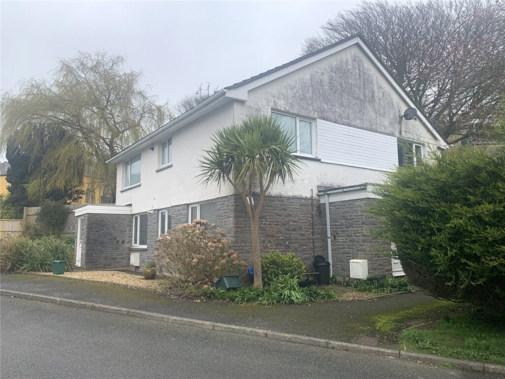 Merlins Court Lodge, Tenby, Pembrokeshire, SA70 8AD