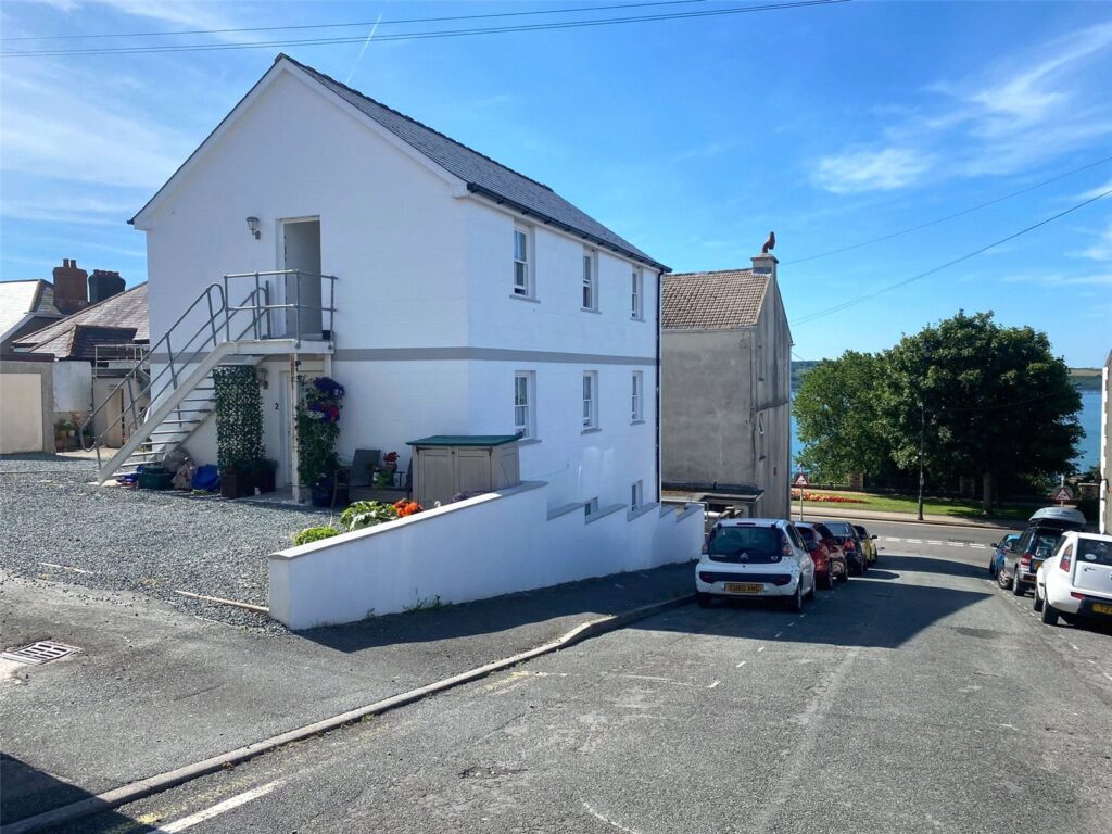 Francis Street, Milford Haven, Pembrokeshire, SA73 2DF