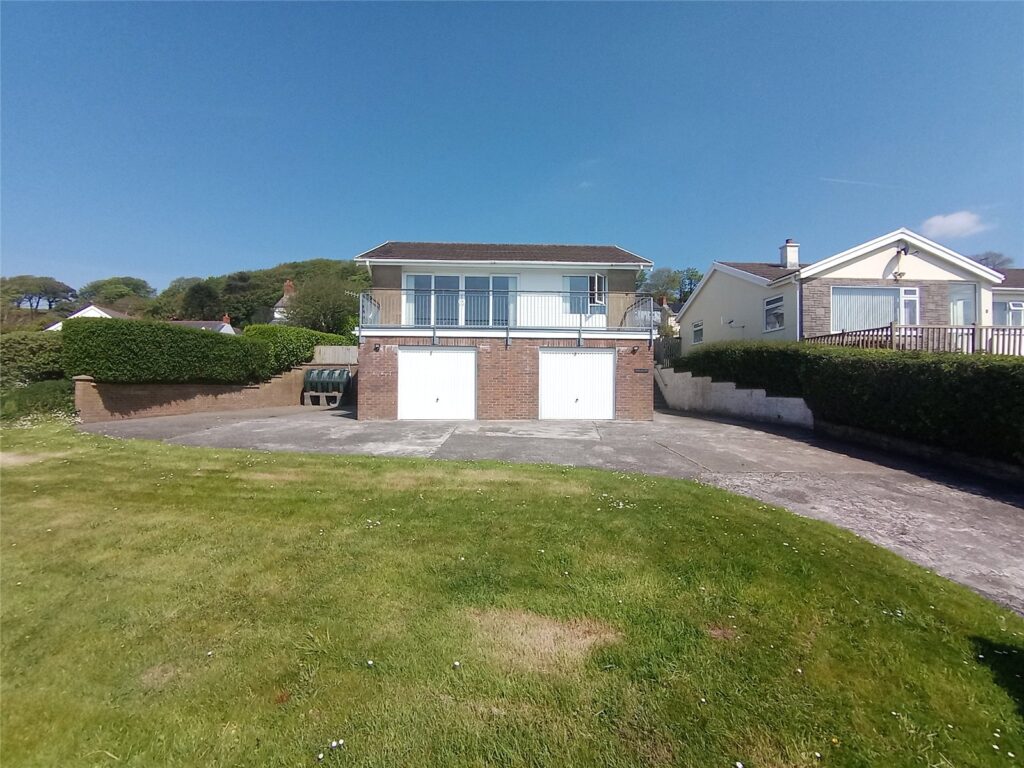Kiln Park, Burton, Milford Haven, Pembrokeshire, SA73 1NY