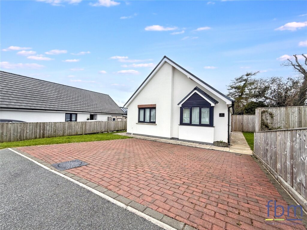 Rock Park, Kilgetty, Pembrokeshire, SA68 0AB