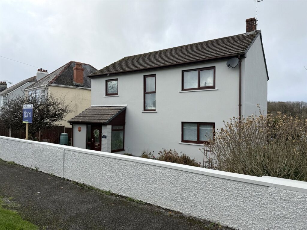 Lamack Vale, Tenby, Pembrokeshire, SA70 8DN