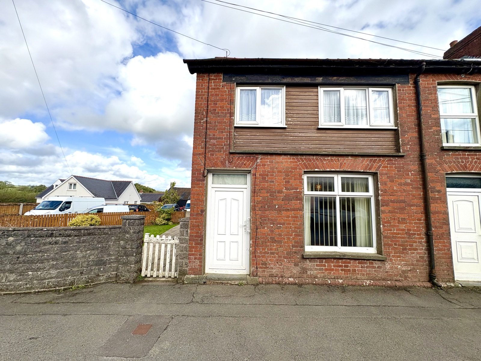 Llandissilio, Clynderwen, Pembrokeshire, SA66 7TE