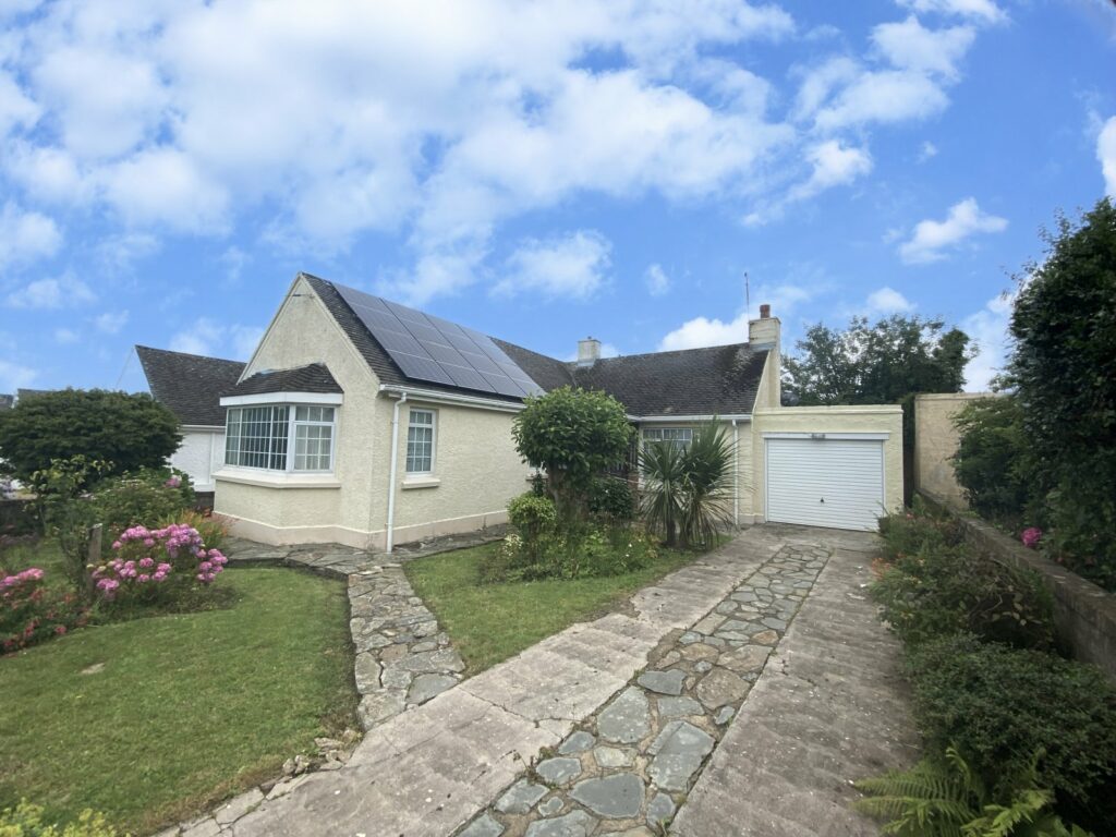 Fourwinds Lane, Penally, Tenby, Pembrokeshire, SA70 7PA