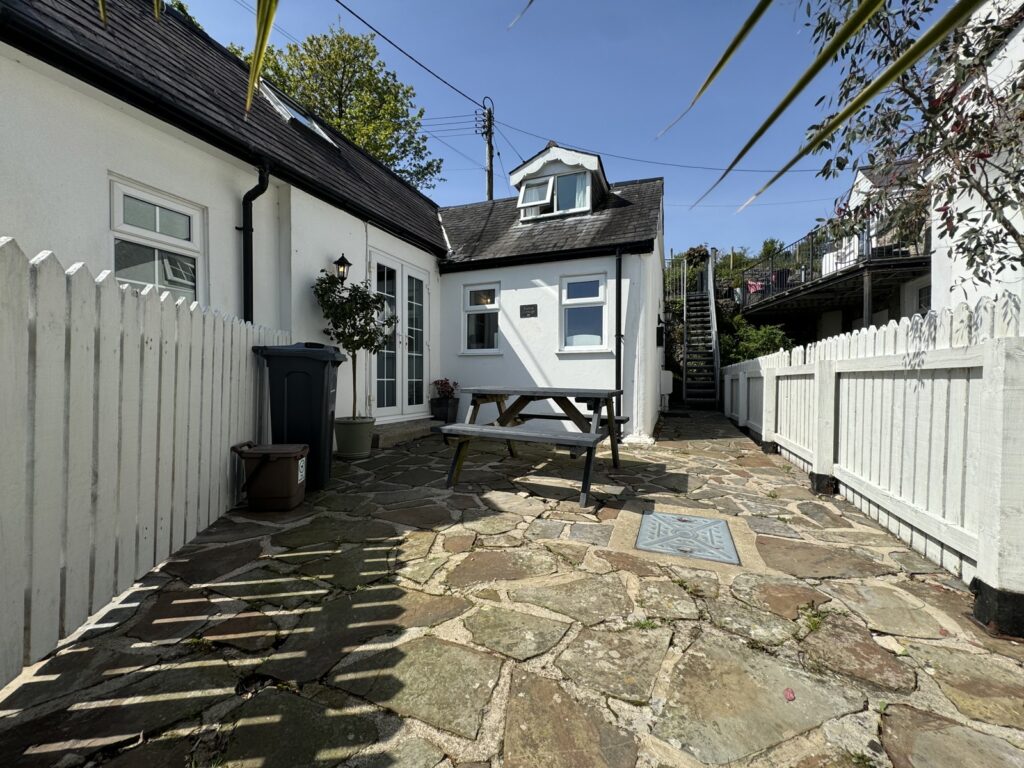 Penally, Tenby, Pembrokeshire, SA70 7PY