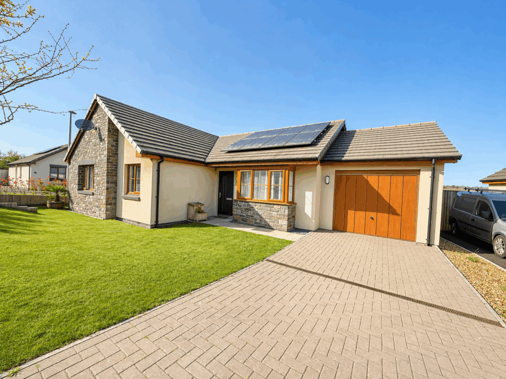 Potters Grove, Templeton, Narberth, Pembrokeshire, SA67 8UX